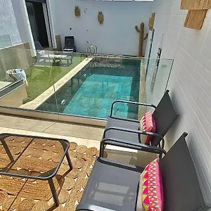  Villa Avec Piscine Privee